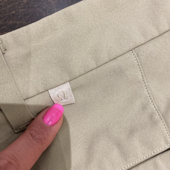 Men’s Lululemon shorts golf - Picture 2 of 4